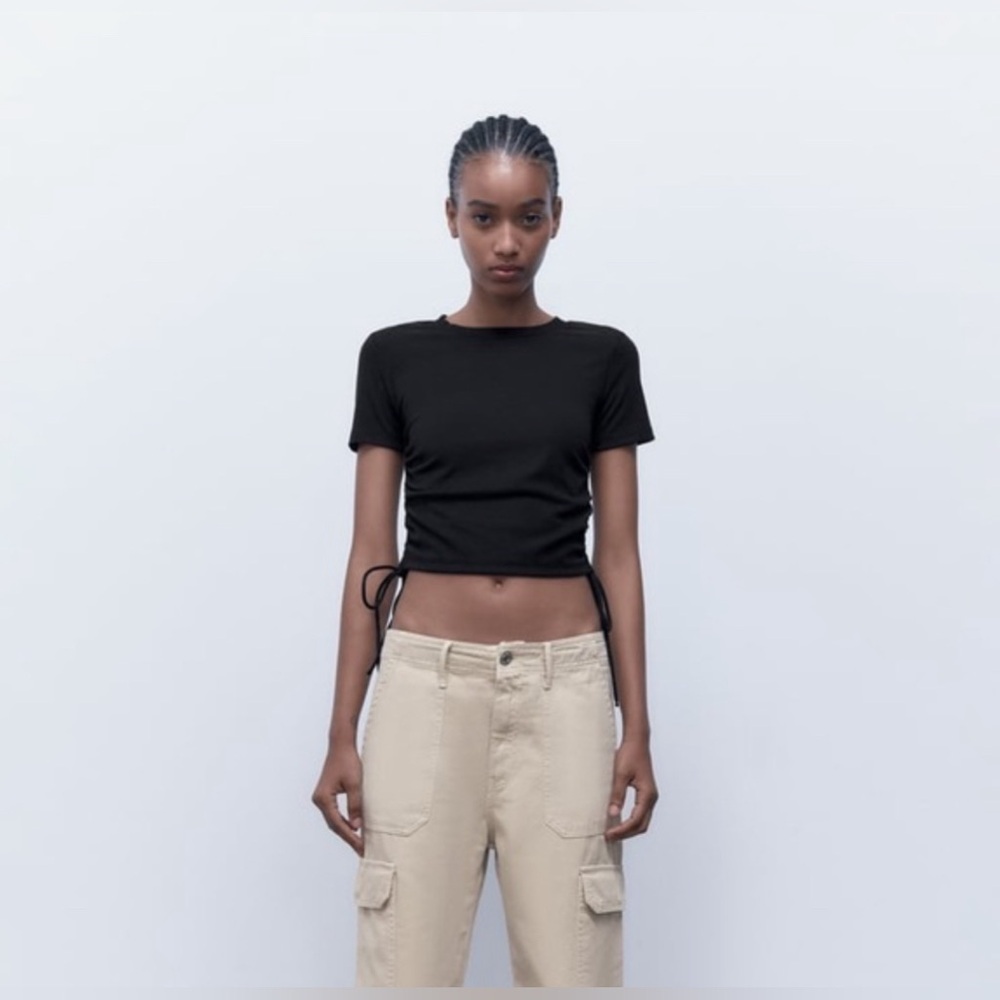 Zara Black 🖤🖤🖤Ruched Ribbed Top Size- Large - NWT